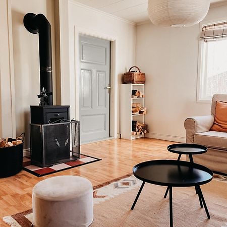 Charming House With Wood Stove Near Lake Virserum エクステリア 写真