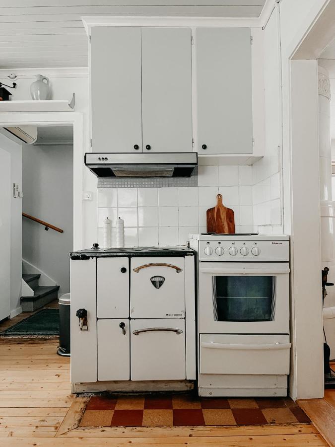 Charming House With Wood Stove Near Lake Virserum エクステリア 写真