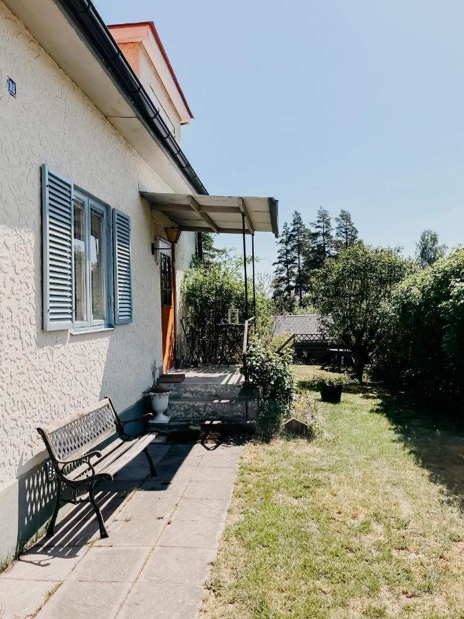 Charming House With Wood Stove Near Lake Virserum エクステリア 写真