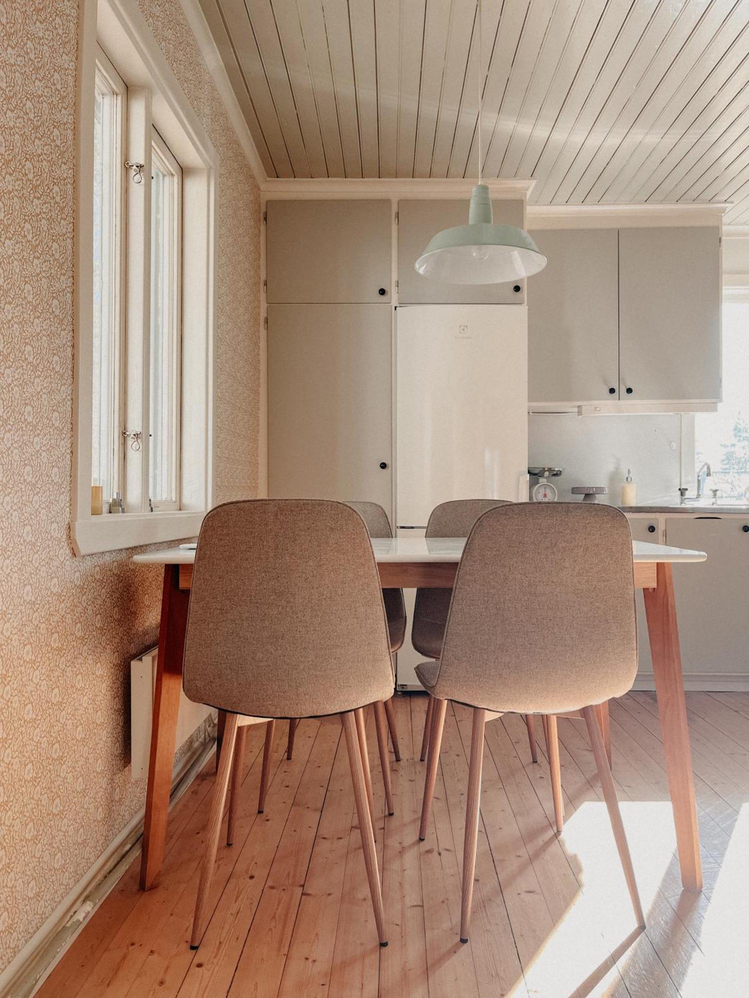 Charming House With Wood Stove Near Lake Virserum エクステリア 写真